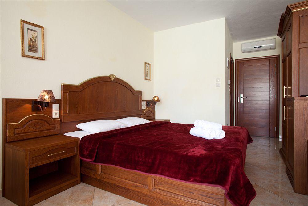 Toroni Blue Sea Hotel Exterior photo