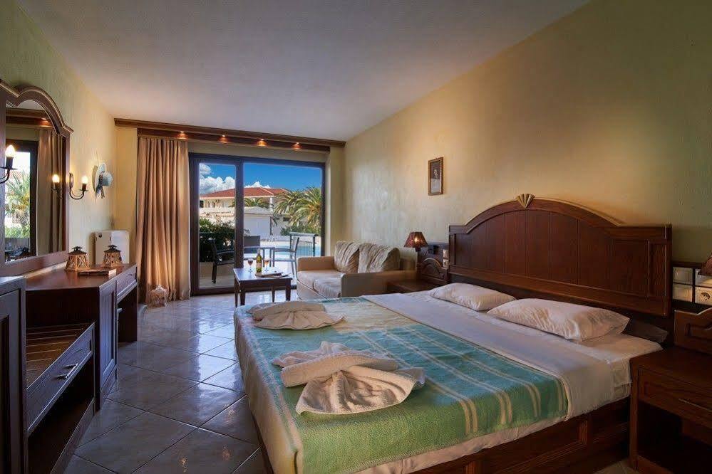 Toroni Blue Sea Hotel Exterior photo